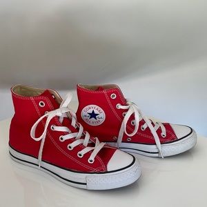 CONVERSE ALL STAR CHUCK TAYLOR Red High Top Womens 7
